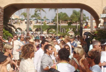 Del Mar Opening Day Crowd