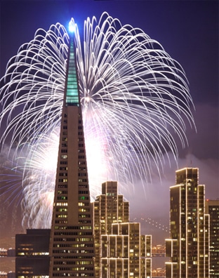 San Francisco NYE Fireworks Pyramid 