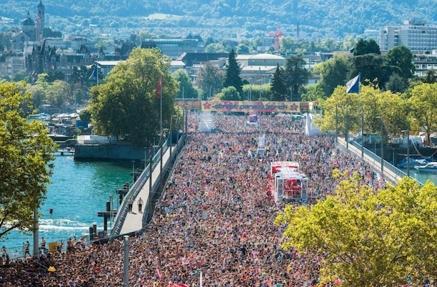 Zurich Street Parade crowd