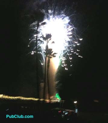 Manhattan Beach Holiday Fireworks
