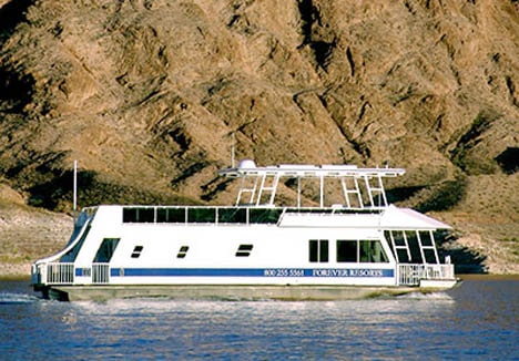Lake Mead houseboat