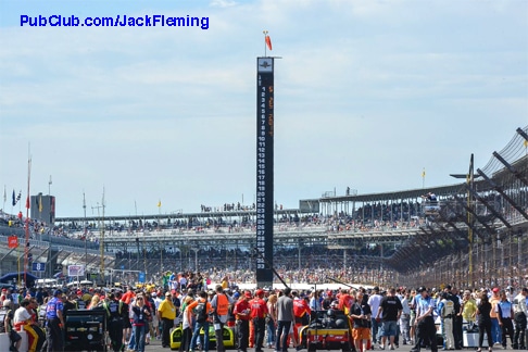 Indy 500 pre-race grid