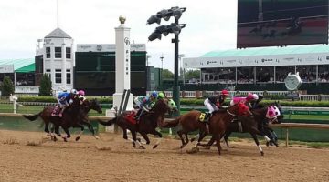 Kentucky Oaks finish line