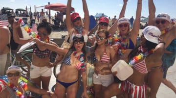 4th July Hermosa Beach lei girls