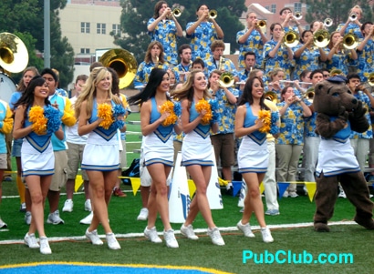 UCLA Cheerleaders Rose Bowl