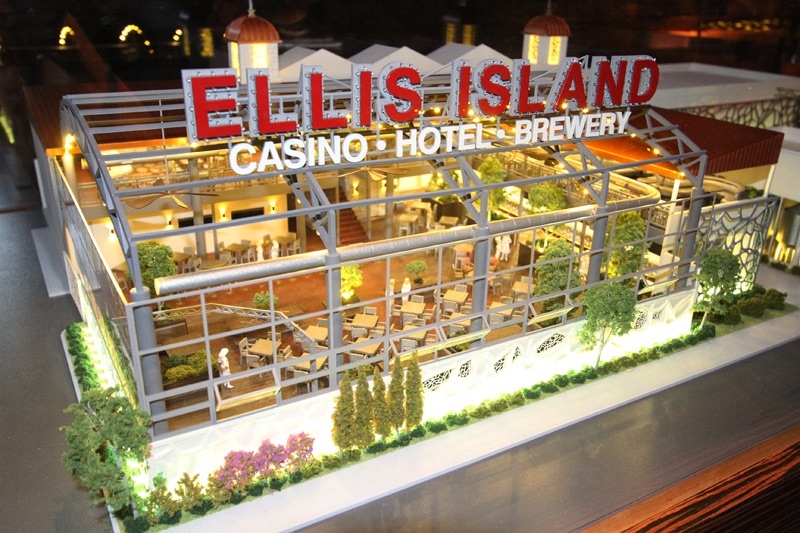 Ellis Island Brewery beer garden Las Vegas