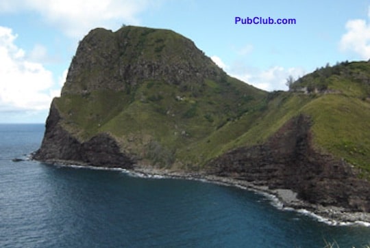 Maui scenic drives North Coast cliff