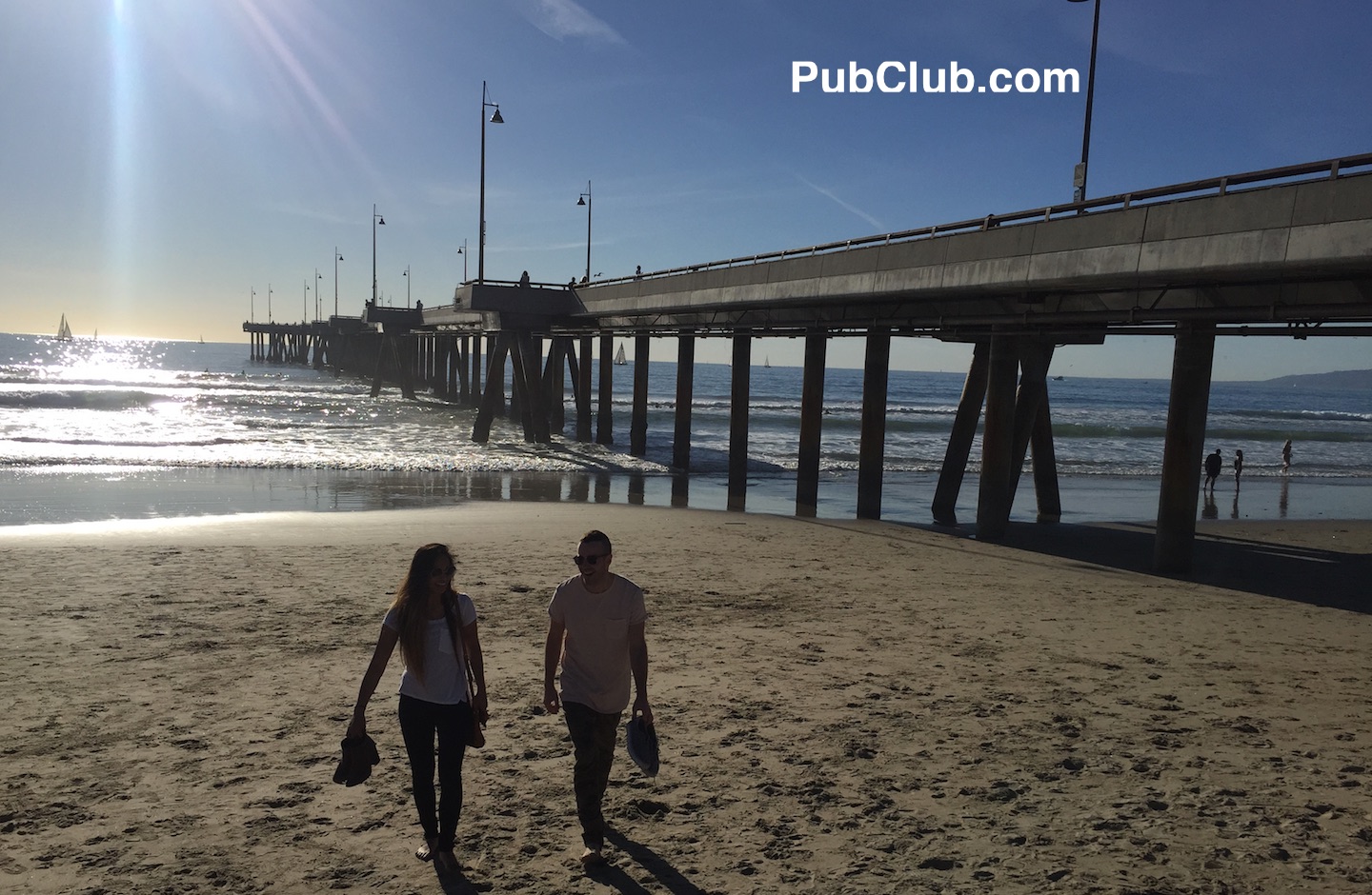 Venice Beach Pier couple