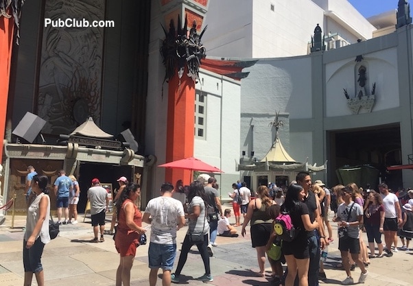 Hollywood TCL Chinese Theater tourists