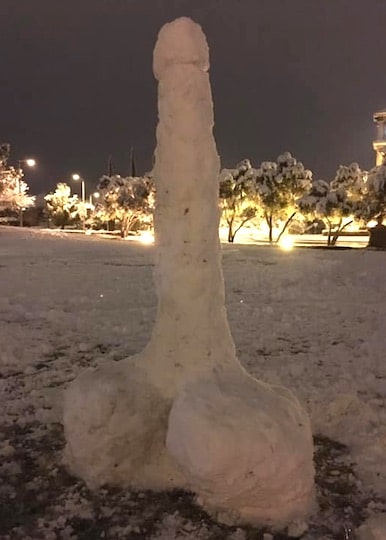 Las Vegas snow penis
