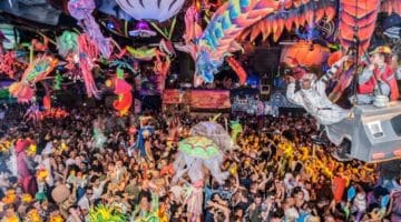 elrow DJ party show