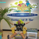 The Nightlife Blogger Beachcomber Buffett bar Waikiki Beach