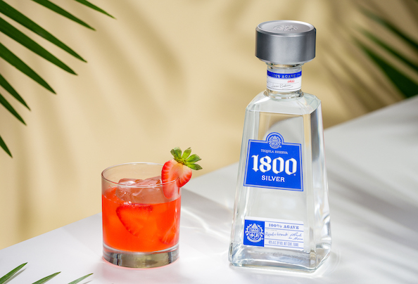 1800 Summer Smash cocktail