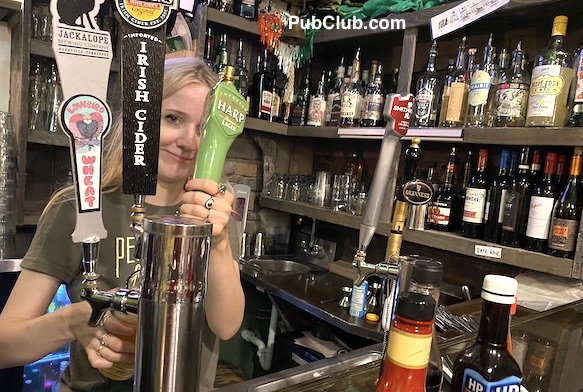 Franklin TN Irish-pub McCrearys blonde bartender beer pour