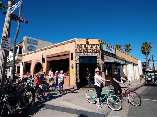 Mutt Lynch's Newport Beach dive bar
