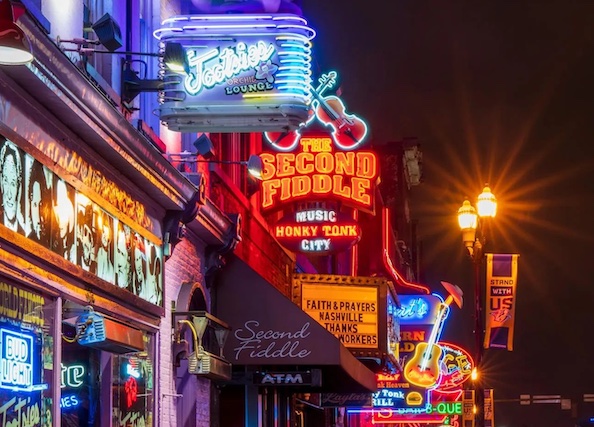 Nashville nightlife honky tonk bars