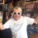 Nightlife Blogger two-fisted beer drinker