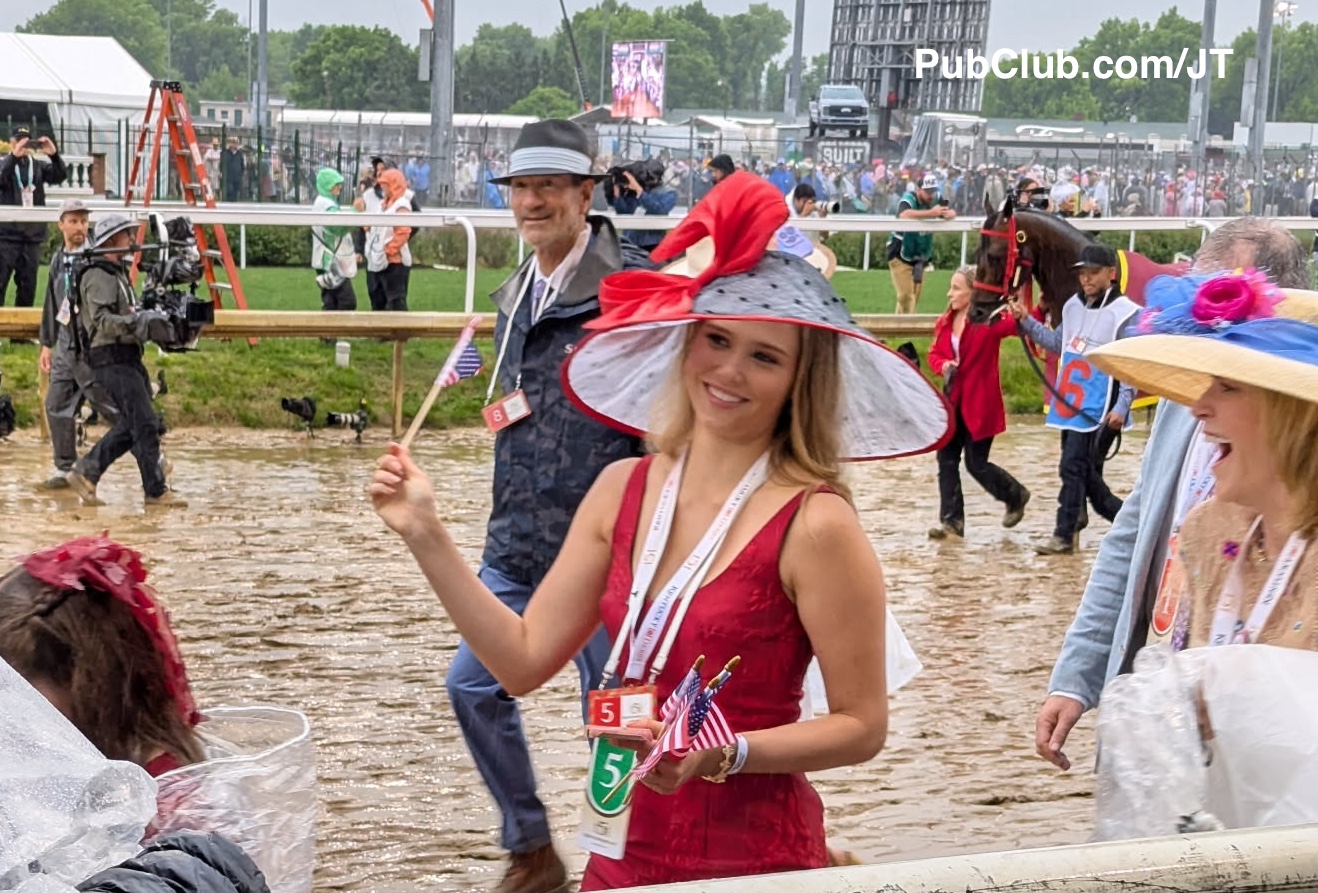 Kentucky Derby finish hot blonde Kentucky Derby finish hot blonde