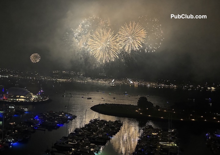 Big Bang Boom San Diego 4th July Fireworks over the bay Big Bang Boom San Diego 4th July Fireworks over the bay